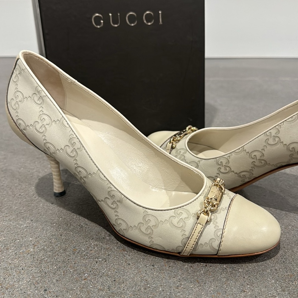 Ivory Guccissima heels - Picture 2 of 4